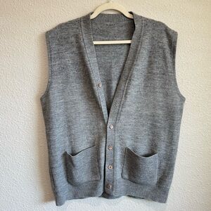 VTG Mens Gray Sleeveless Cardigan Vest Virgin Wool Blend Slouchy Grandpa 90s